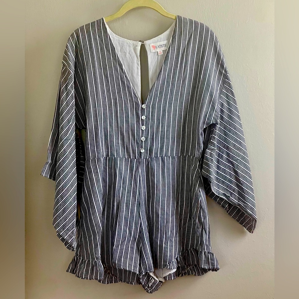 L'Atiste Navy Blue Striped Romper Medium Kimono Sleeve Ruffle Hem V-Neck